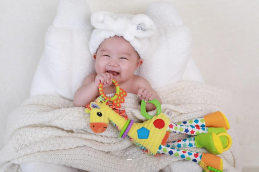 寿光6岁宝宝掉头发正常吗